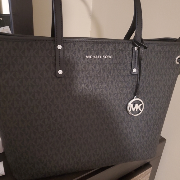 Michael Kors bag and matching wallet NWT - Picture 1 of 6